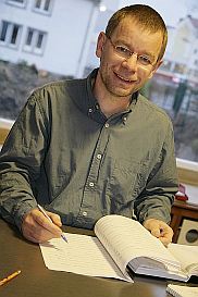 Dr. Helmut Wojtun